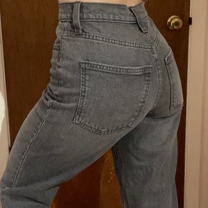 NWOT Universal Thread Faded Grey Vintage Straight Mom Jeans